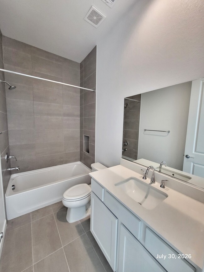 Building Photo - 643 Fortis Creek St