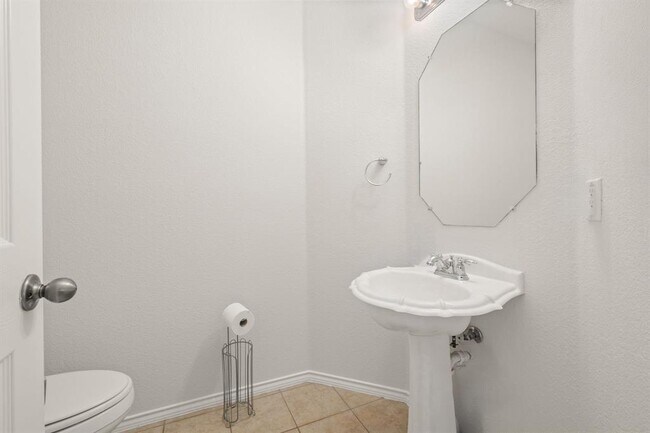 Building Photo - 11412 Lemuel Ln