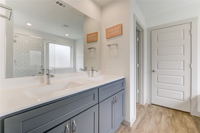 Building Photo - 403 Rain Water Ln