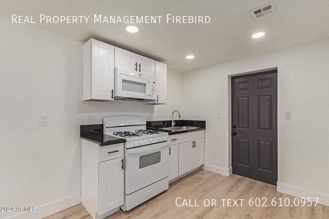 Building Photo - 15 N Ashland-Canyon Casita