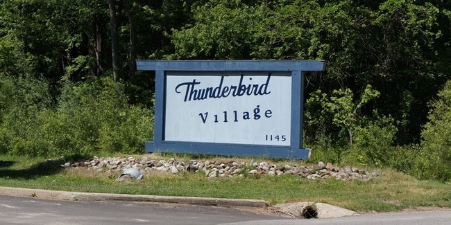 Primary Photo - Thunderbird Village