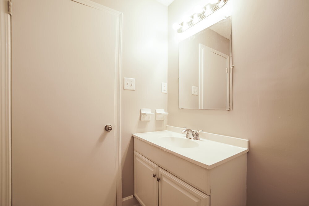 Building Photo - 4381 Crescent Park Dr