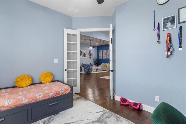 Building Photo - 3367 Vasquez Pl