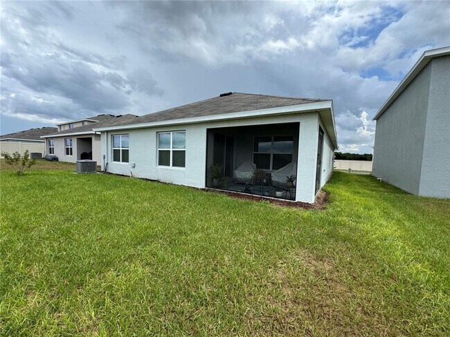 Building Photo - 9158 SW 45th Ter