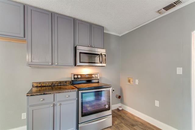 Building Photo - 854 Mirike Dr