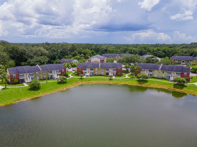 Building Photo - Pool and Lake View - Ground Floor- Corner ...