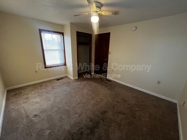 Building Photo - 92 Water St