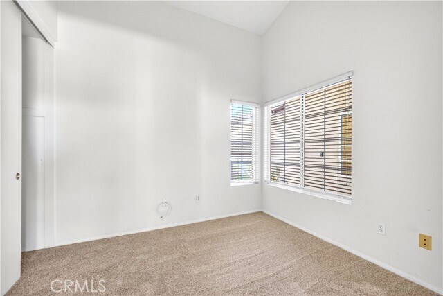 Building Photo - 1699 Ramona Dr