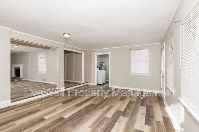 Building Photo - 1169 Dogwood Ln