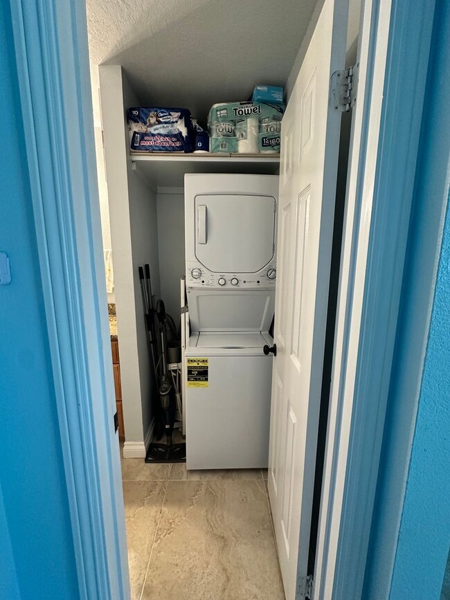 Building Photo - Prime Location! Pet-Friendly 1-Bedroom Condo Near Beach & Naval Bases