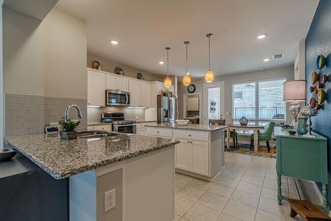 Building Photo - 108 Mulligan Dr