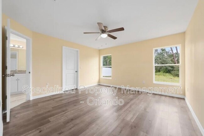 Building Photo - 4451 SW 170th Street Rd