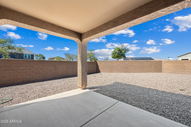 Building Photo - 2430 E Alonso Dr