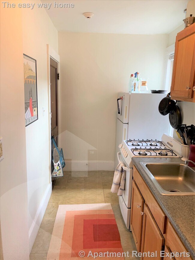 Building Photo - 157 Summer St