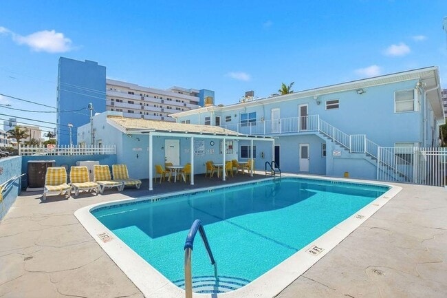 Building Photo - 310 Harrison St