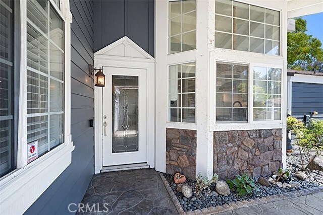 Building Photo - 41495 Avenida De La Reina