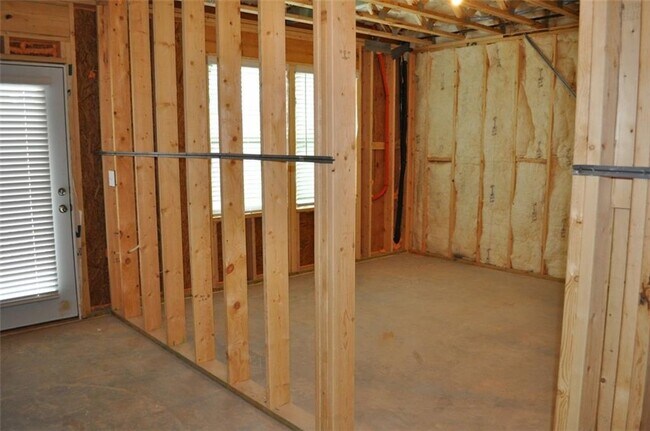 Building Photo - 1345 Endicott Ct
