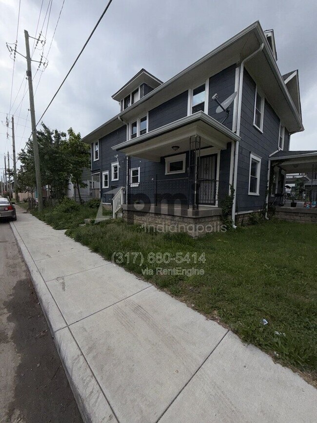 Building Photo - 3502 N Kenwood Ave