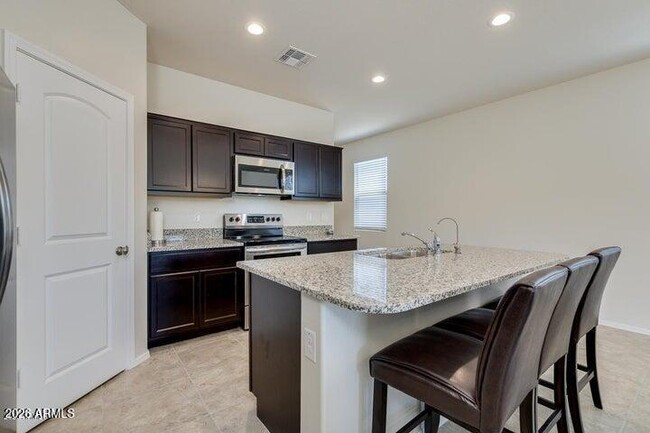 Building Photo - 4755 E Argentite St