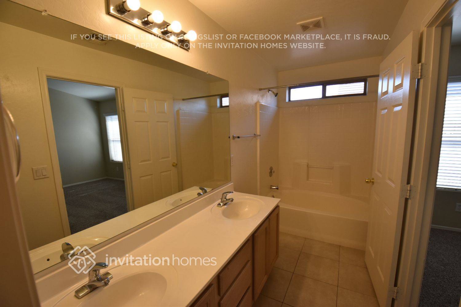 Building Photo - 6832 W Rancho Dr