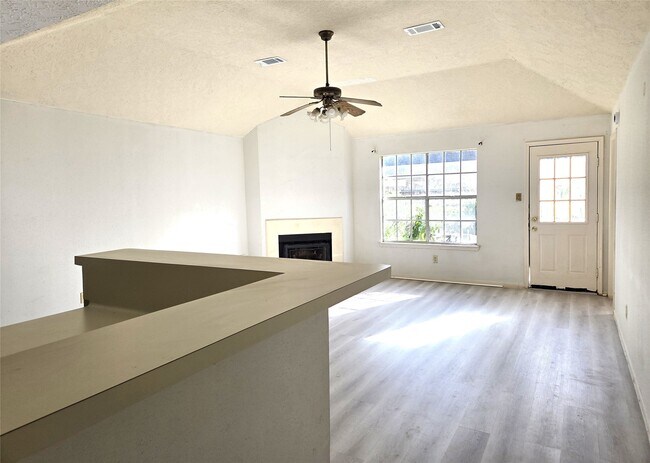 Building Photo - 17006 Dusty Mill Dr E