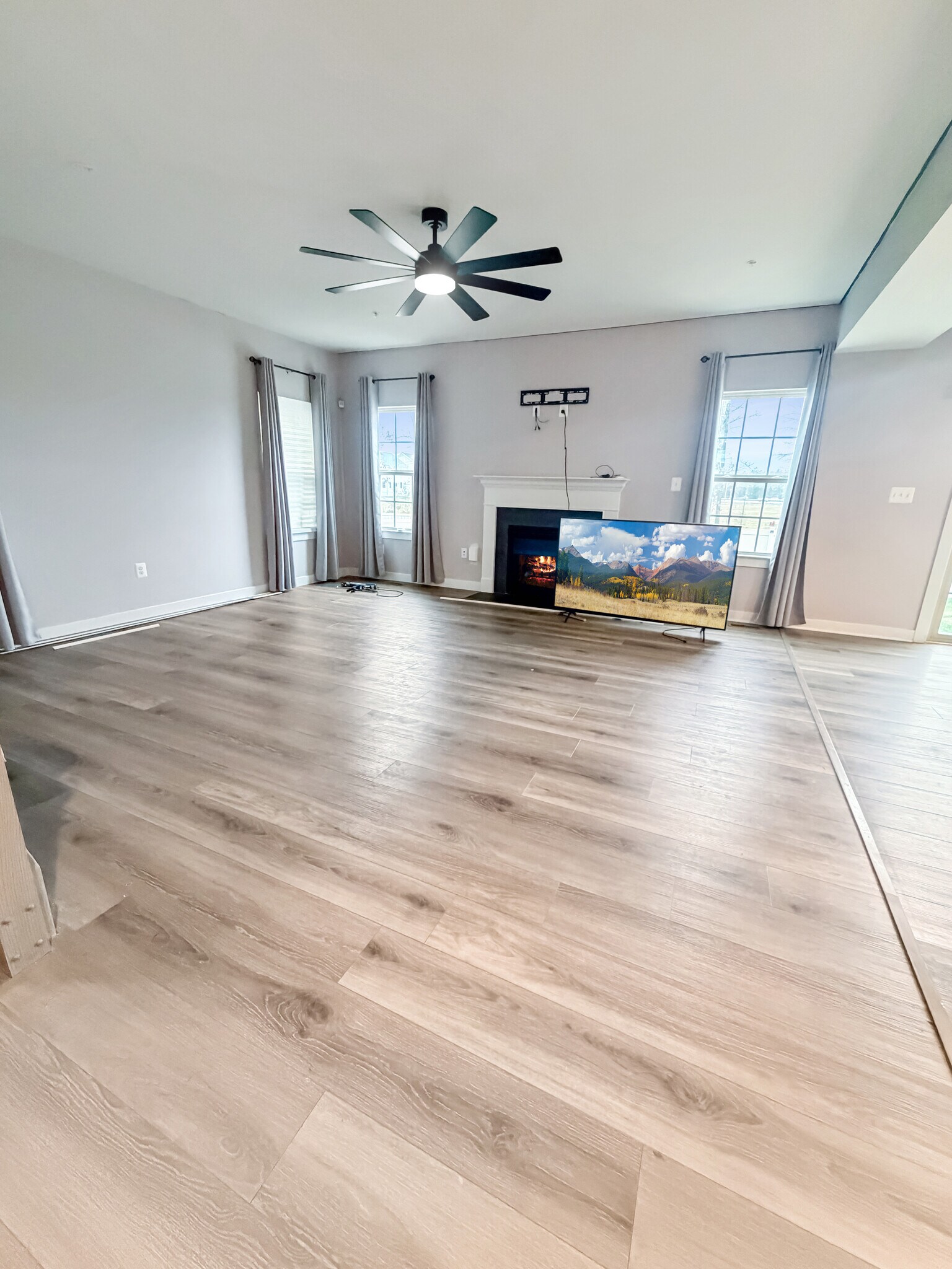 Building Photo - 14727 Silver Hammer Way