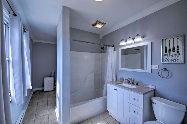 Building Photo - 6447 S Franklin Rd