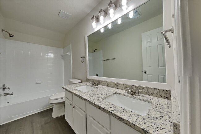 Building Photo - 18114 Stone Trail Manor Dr