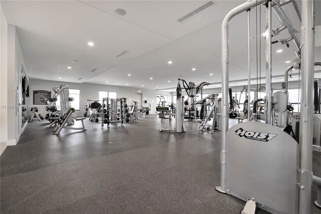 Building Photo - 8046 NW 104th Ave