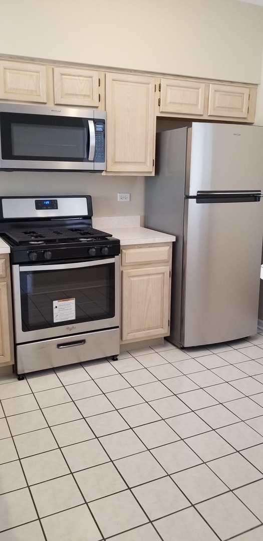 Building Photo - 147 Polaris Dr