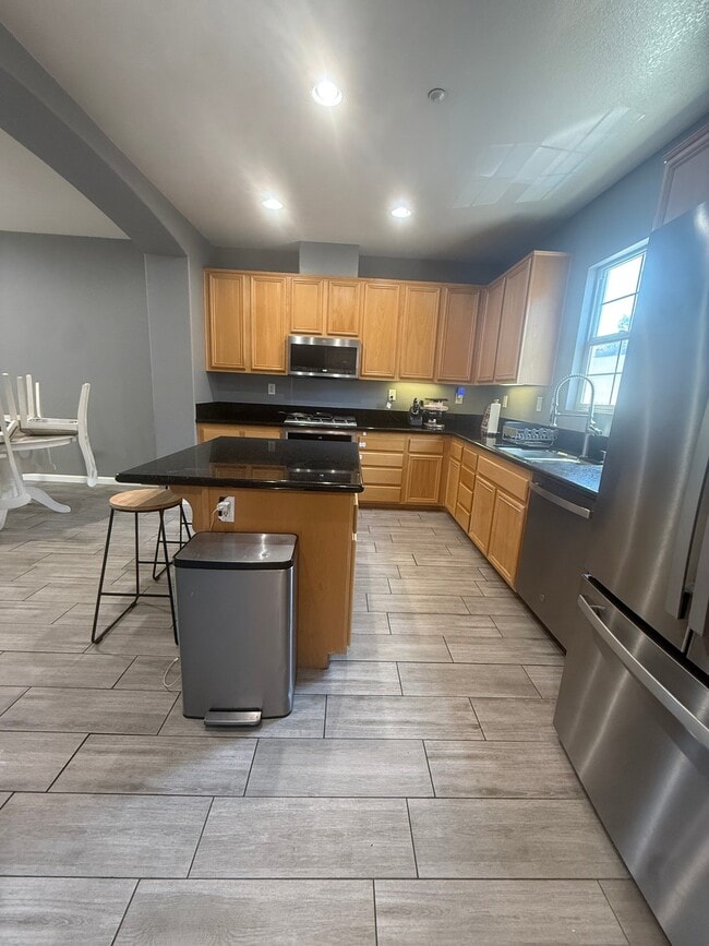 Building Photo - 1841 Spring Straw Ln