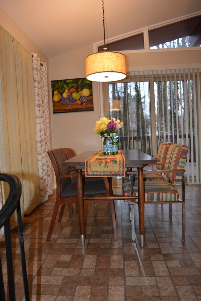 Building Photo - 4202 Antilla Pl