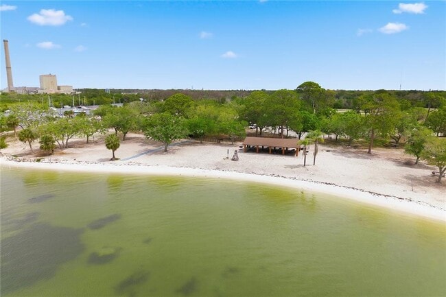 Building Photo - 2211 Barracuda Ct