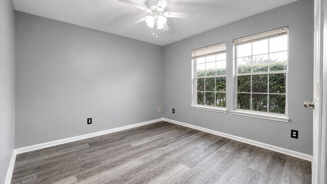 Building Photo - 4031 Raspberry Ct