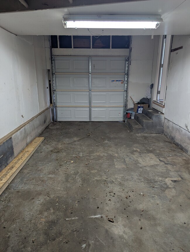 Building Photo - 4376 N Frankfort Pl