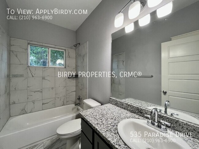 Building Photo - *3 Bed, 2 Bath Home Located Next to Canyon...