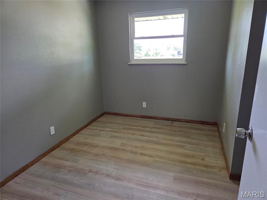 Building Photo - 10458 Spring Garden Dr