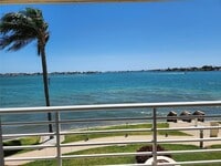 Building Photo - 6105 Bahia Del Mar Cir N