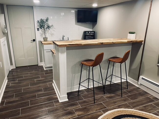 Building Photo - 4105 60th St