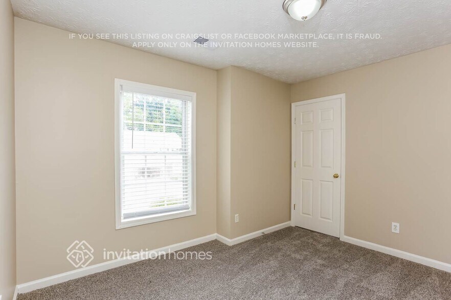 Building Photo - 940 Clairidge Ln SW