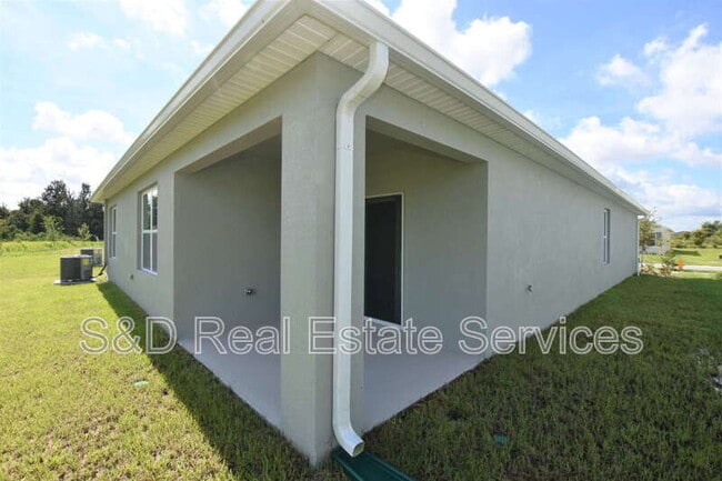 Building Photo - 5552 Siltstone St