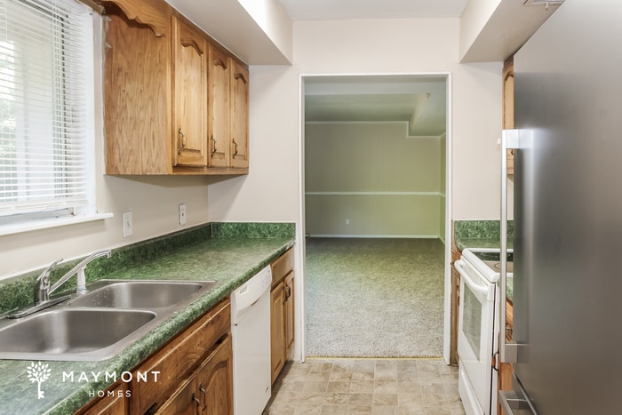 Building Photo - 3602 Greenbriar Dr NW