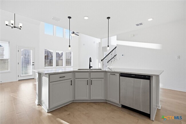 Building Photo - 13720 Jon Ryan Rd