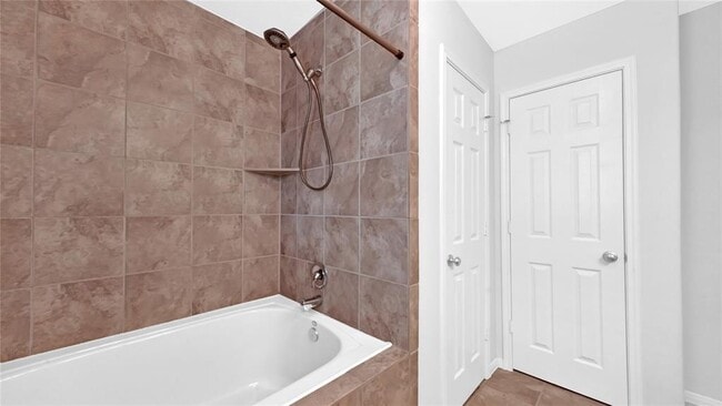 Building Photo - 1615 Grable Cove Ln
