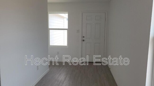 Building Photo - 5911 Coahulia Rdg