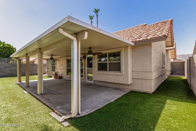 Building Photo - 7139 W McRae Way