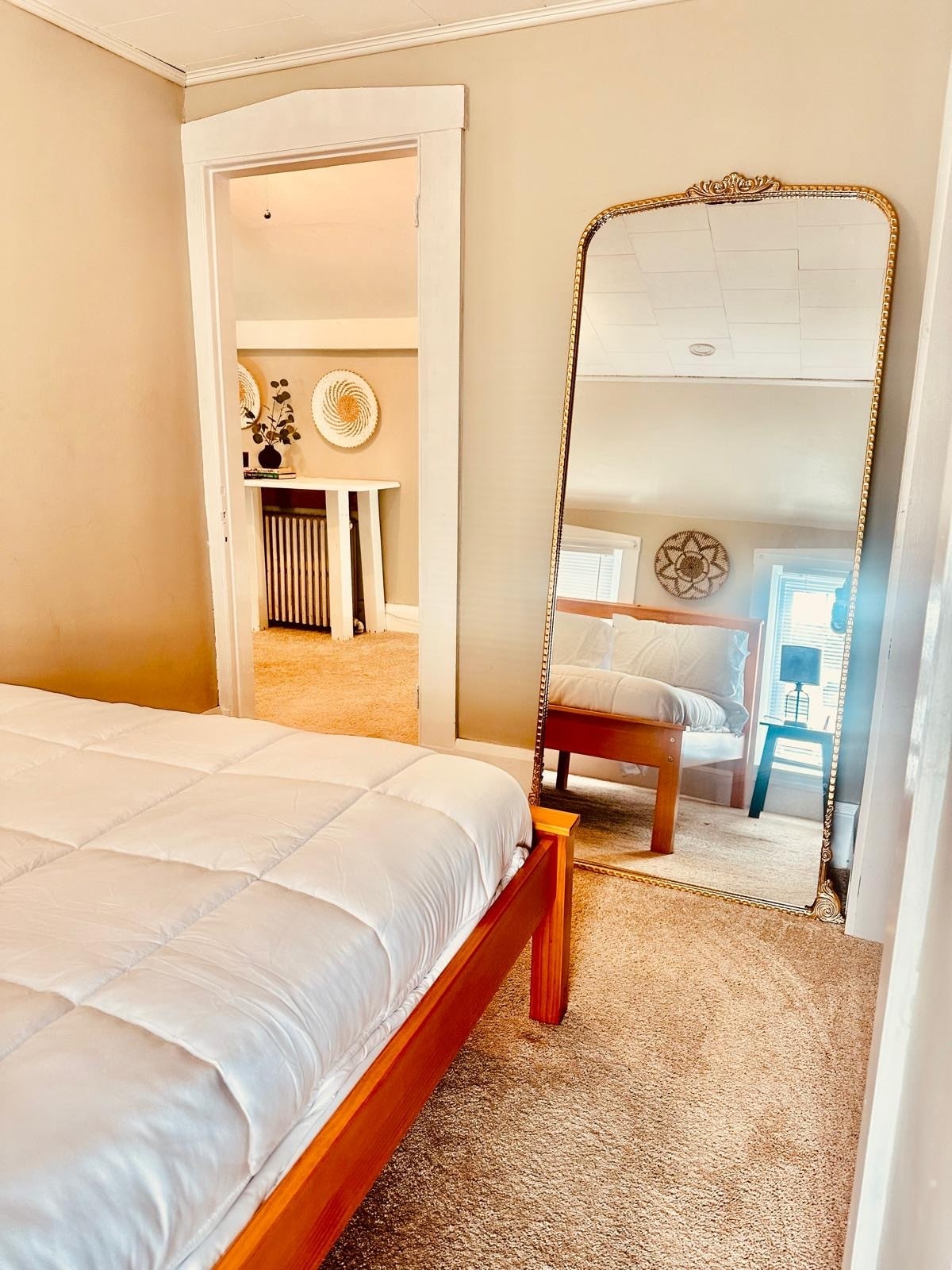 Building Photo - 230 Essex St