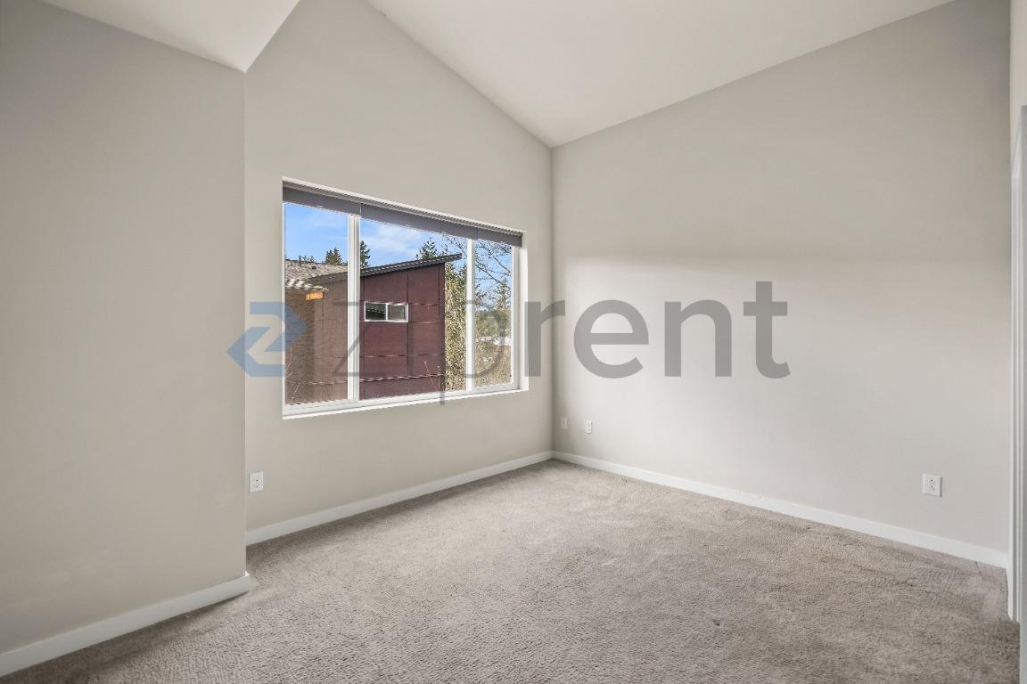 Building Photo - 1588 139th Ct NE