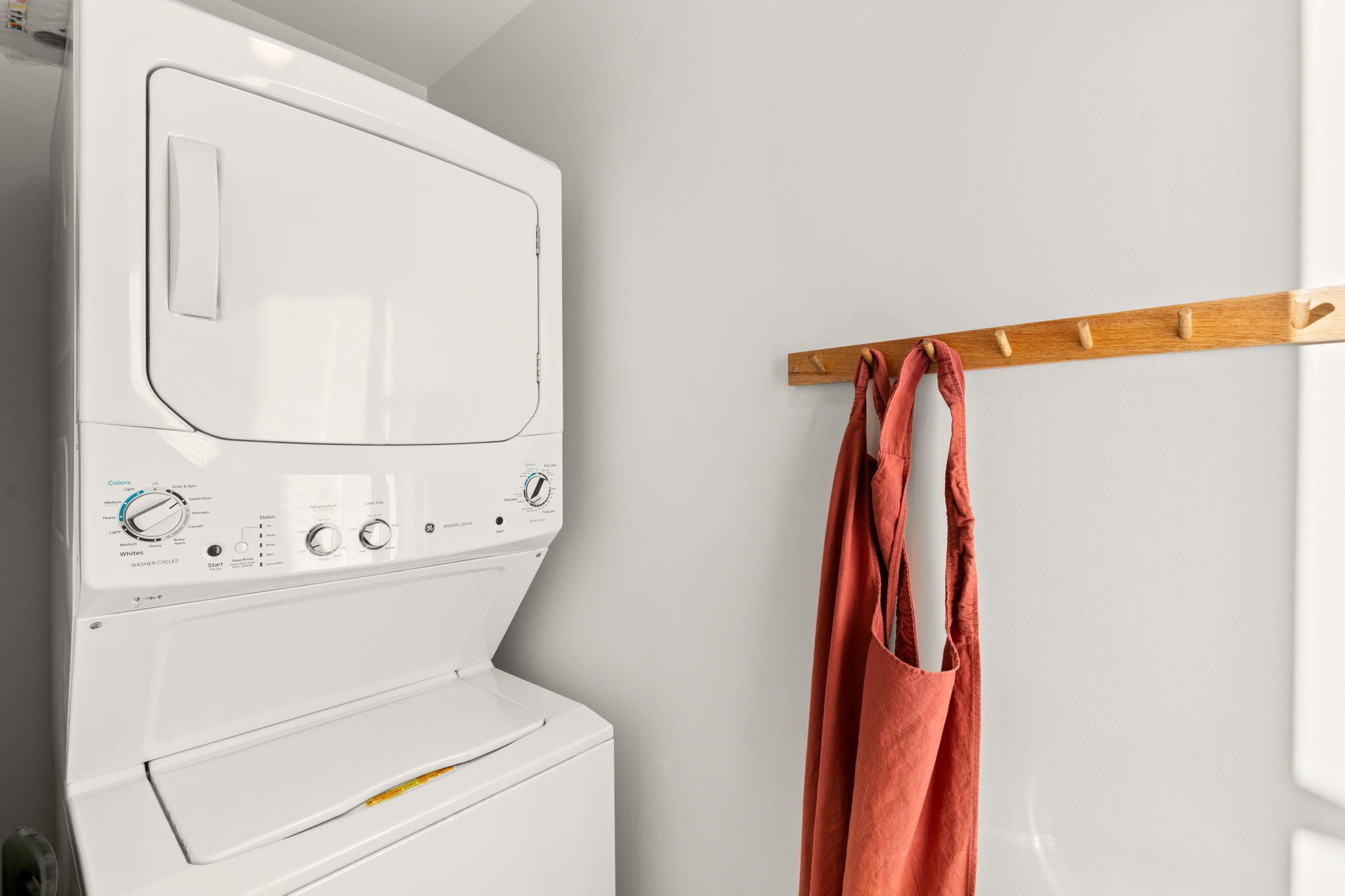 Laundry - 519 S 6th St