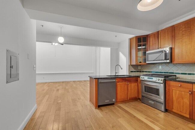 Building Photo - 300 Communipaw Ave